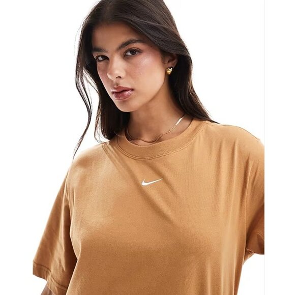 NIKE *Like New* Swoosh Loose Fit 100% Cotton T-Shirt in Tan - Unisex Large - Picture 2 of 11